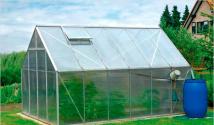 DIY skleník: najlepšie projekty a odporúčania pre montáž