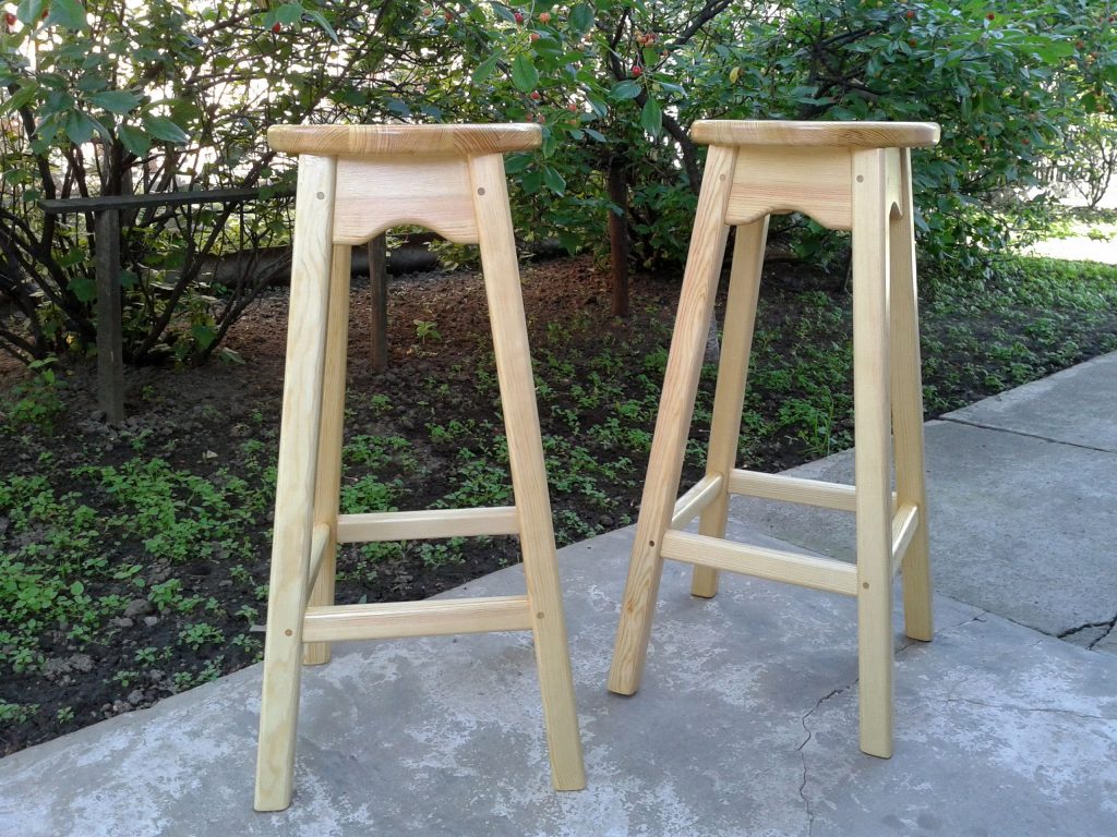 Stôl na rezanie dreva pre domácich majstrov, ktorý by mohol byť jednoduchší